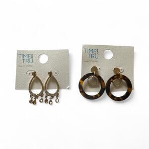 Time and Tru Earring Bundle Gold Tone 2-pcs